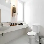 Casa vacanze Modern 2-bed With View To Clerigos Tower