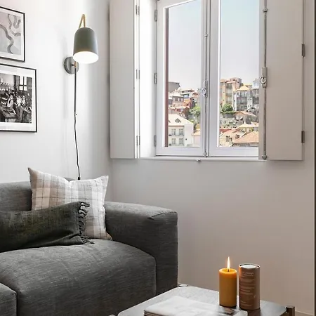 Сasa de vacaciones Modern 2-bed With View To Clerigos Tower
