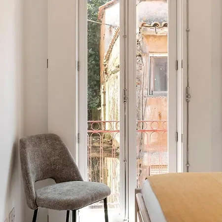 Modern 2-bed With View To Clerigos Tower *