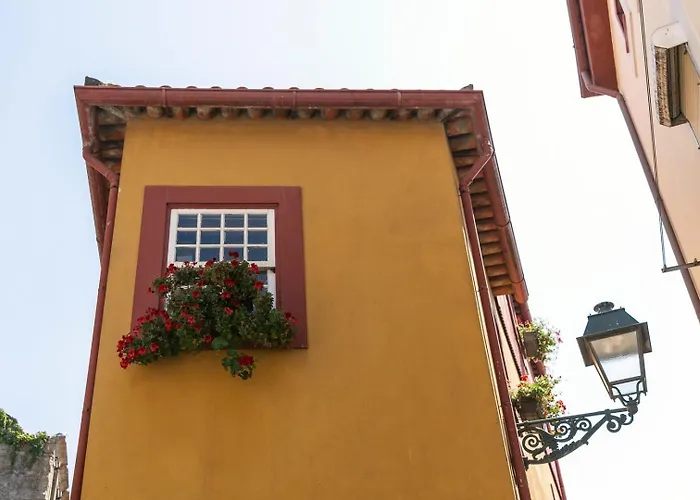 Modern 2-bed With View To Clerigos Tower * Porto