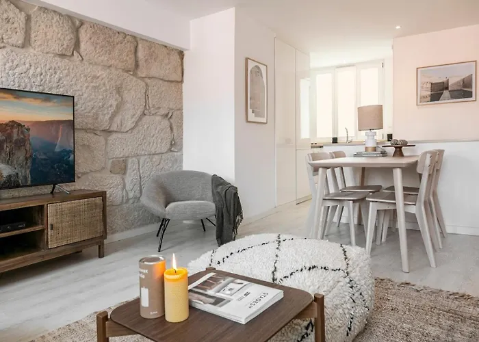 Modern 2-bed With View To Clerigos Tower Holiday home