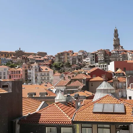 בית נופש Modern 2-bed With View To Clerigos Tower *